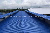So sánh tôn nhựa và tôn sắt – Lựa chọn vật liệu lợp mái và vách phù hợp