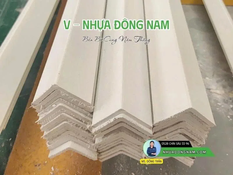 Xà gồ nhựa
