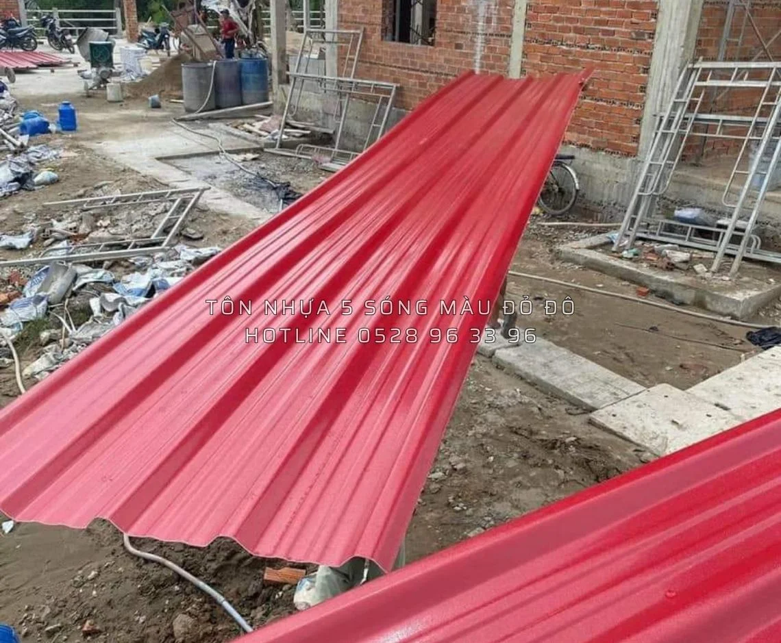 Tôn nhựa lợp nhà