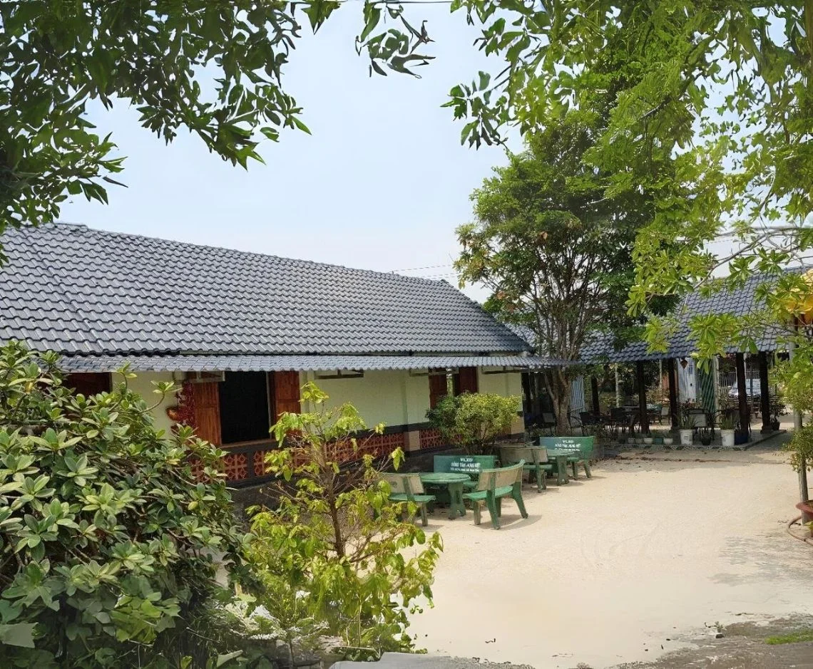 Tôn nhựa giả ngói