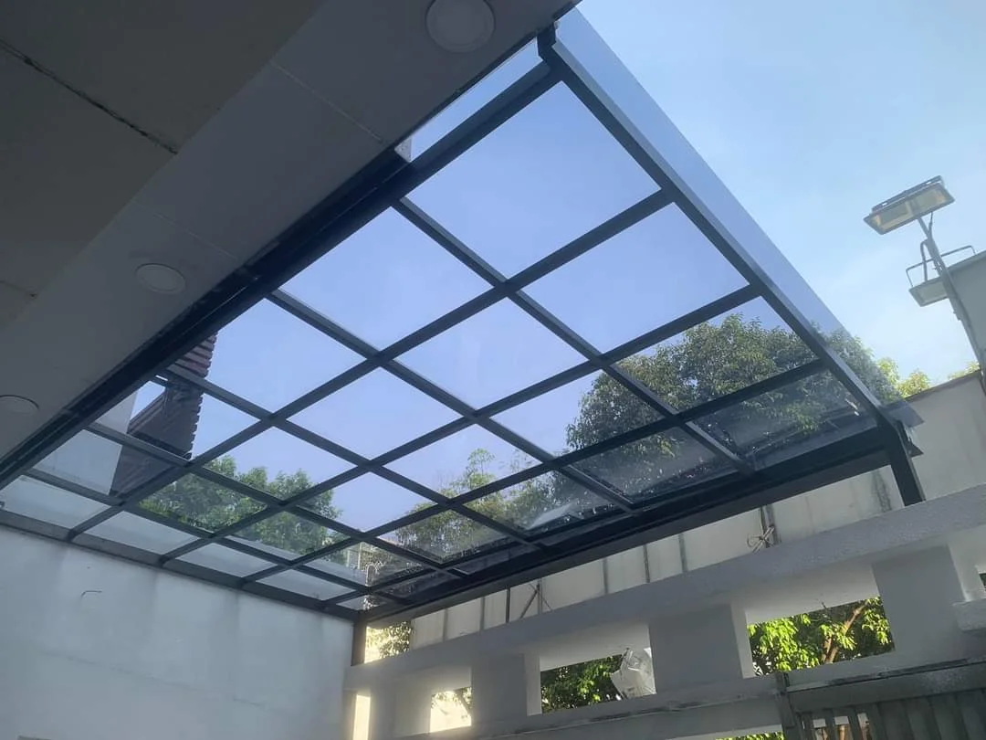 Tấm nhựa thông minh Polycarbonate